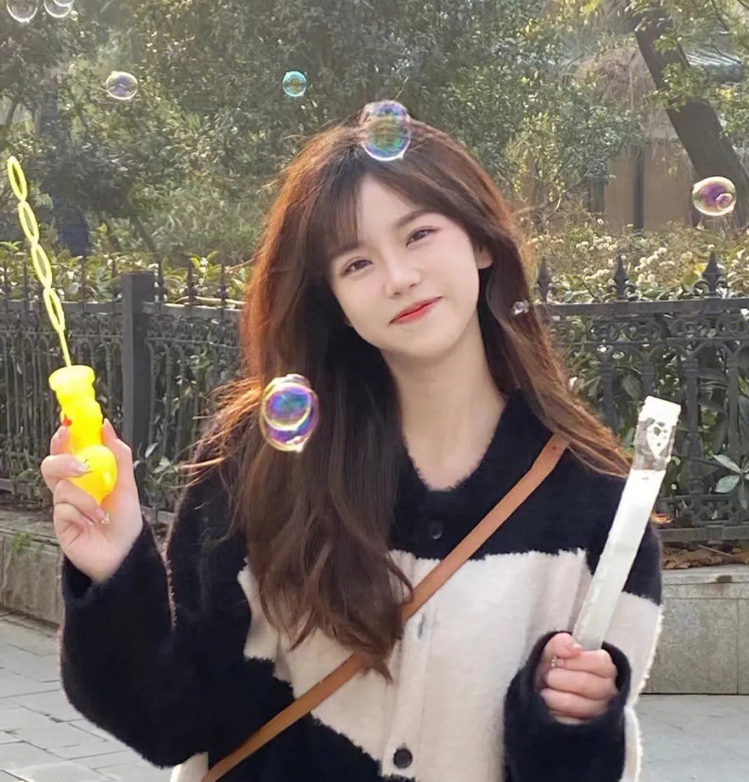 赤月湖吸血鬼